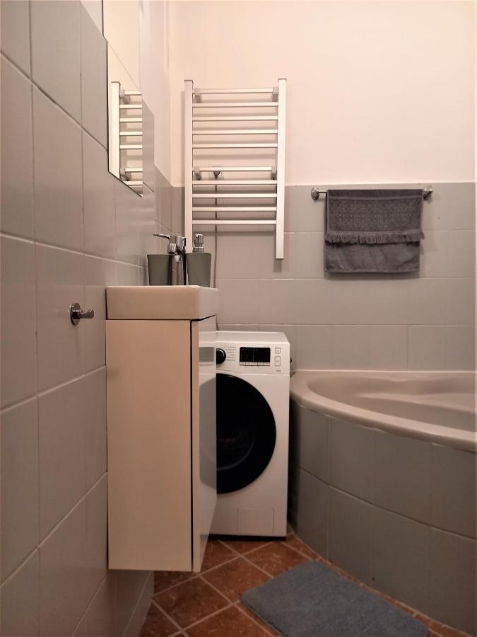 Quiet And Private Studio In The Center Apartment Budapest Exterior photo